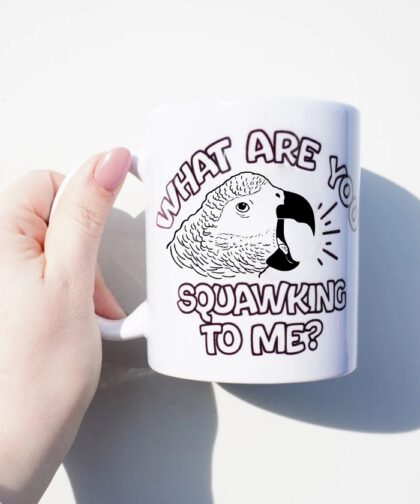 Grijzeroodstaart ‘What Are You squawking To Me?’ Mok