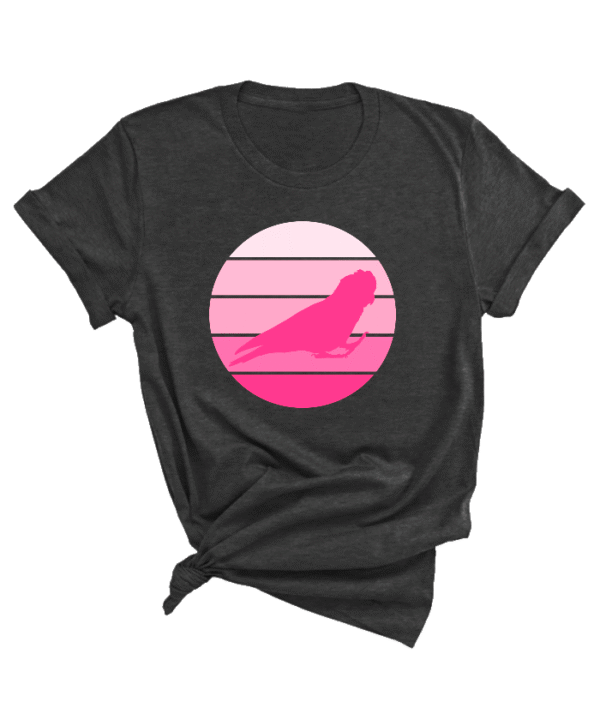 Shirt met silhouet van roze kaketoe in retro zonsondergang design