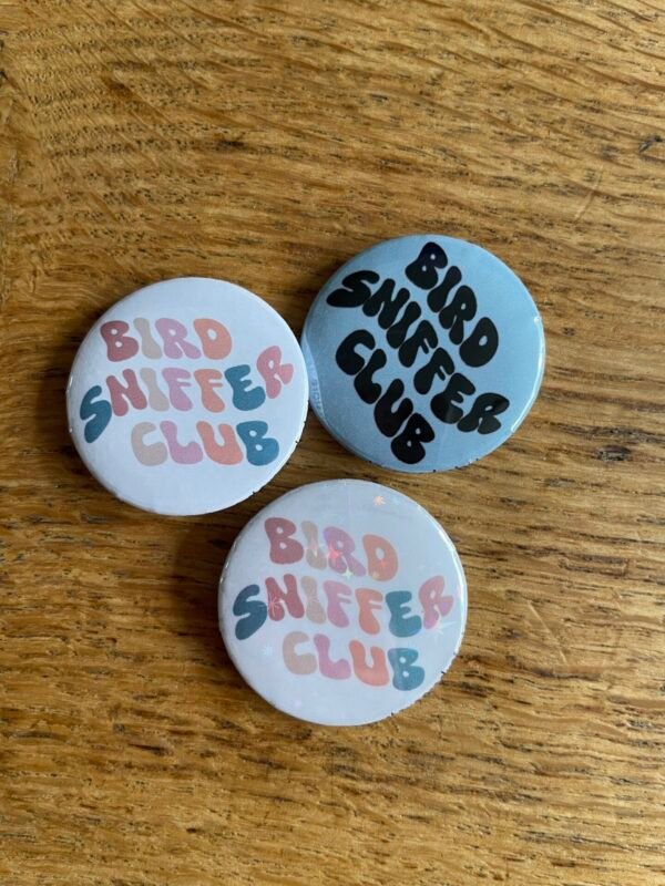 Bird sniffer club button