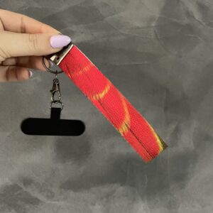 Green Wing Macaw Feather Pattern Wristlet