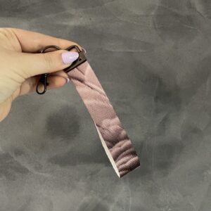 Alternative view of African Grey Feather Pattern Wristlet