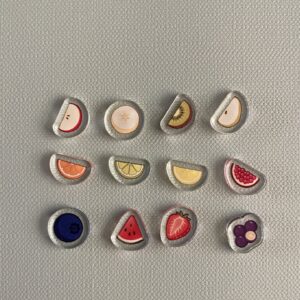 Alternative view of Shaker Fruit Pieces